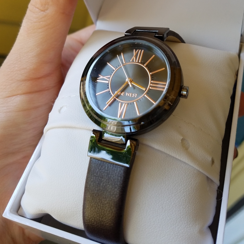 Nine West Women's Watch, bronze/brown